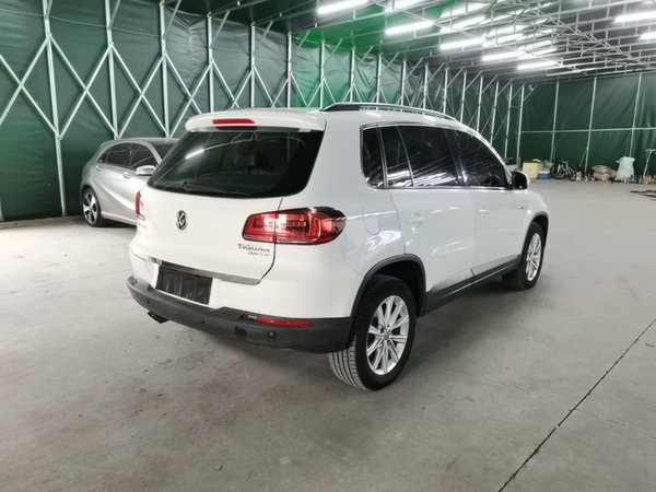 Volkswagen Tiguan 2016, 127200 км, за 7783 USD - фото 6