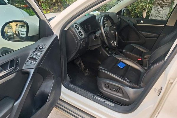 Volkswagen Tiguan 2016, 137400 км, за 8232 USD - фото 13