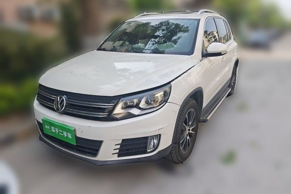 Volkswagen Tiguan · 2016 год
