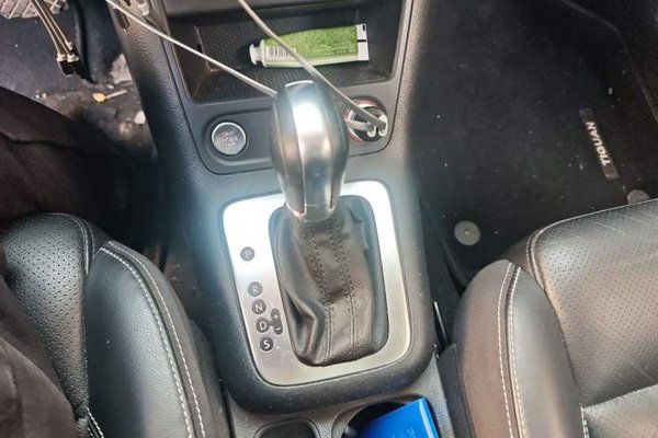 Volkswagen Tiguan 2016, 137400 км, за 8232 USD - фото 11