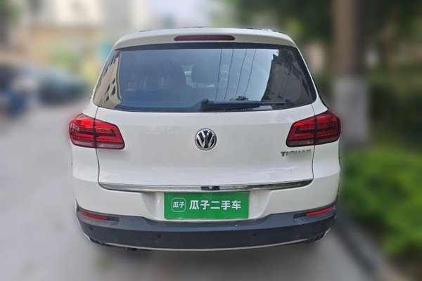 Volkswagen Tiguan 2016, 137400 км, за 8232 USD
