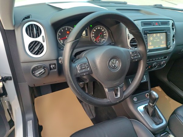 Volkswagen Tiguan L 2016, 141400 км, за 9063 USD - фото 13
