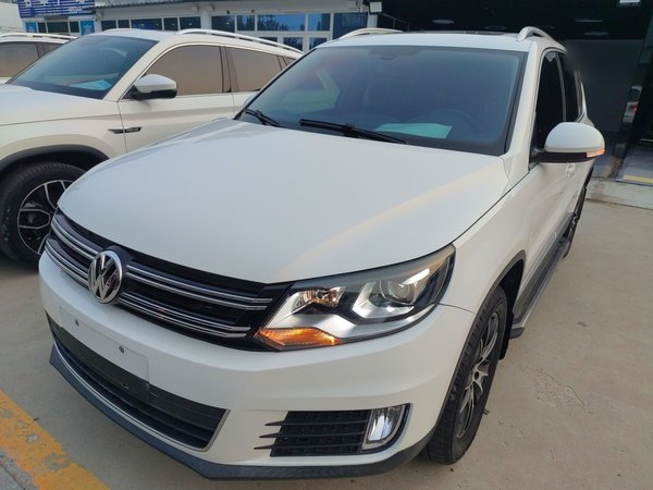 Volkswagen Tiguan L · 2016 год