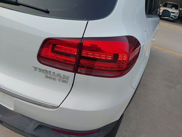 Volkswagen Tiguan L 2016, 141400 км, за 9063 USD - фото 9