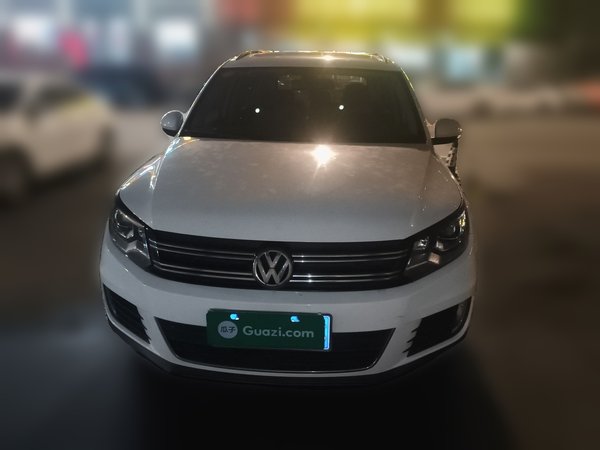 Volkswagen Tiguan 2016, 160400 км, за 7653 USD
