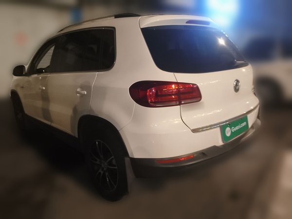 Volkswagen Tiguan 2016, 160400 км, за 7653 USD