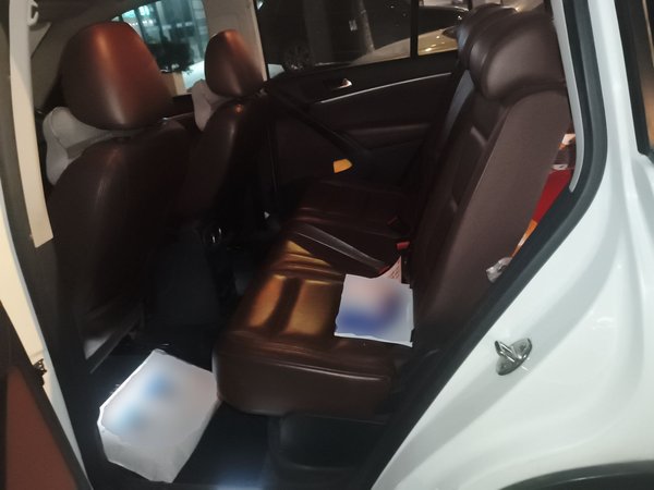 Volkswagen Tiguan 2016, 160400 км, за 7653 USD - фото 12