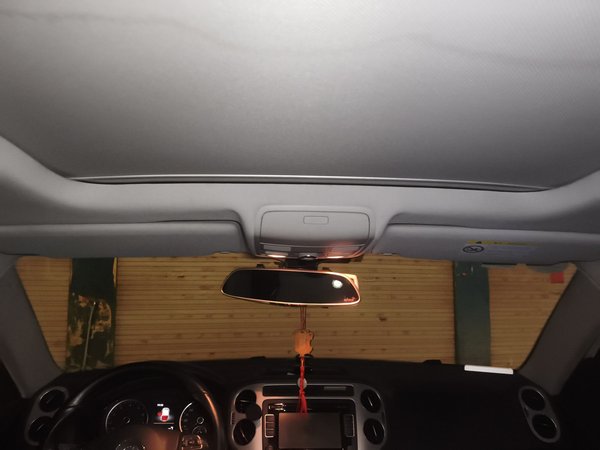 Volkswagen Tiguan 2016, 160400 км, за 7653 USD - фото 14