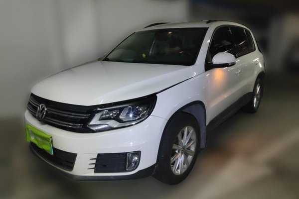 Volkswagen Tiguan · 2016 год