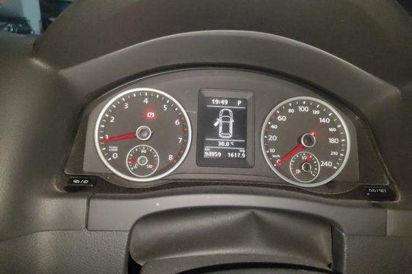 Volkswagen Tiguan 2016, 94900 км, за 6689 USD - фото 11