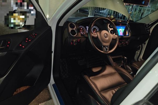 Volkswagen Tiguan 2017, 57600 км, за 9085 USD - фото 13