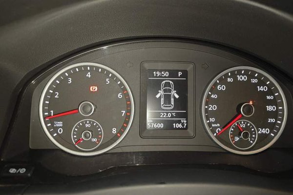 Volkswagen Tiguan 2017, 57600 км, за 9085 USD - фото 9