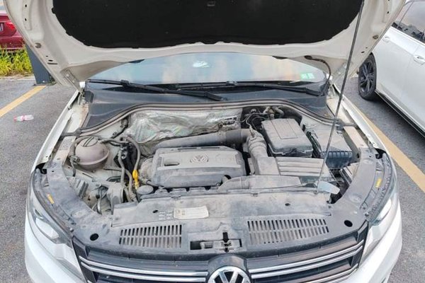 Volkswagen Tiguan 2017, 72100 км, за 10010 USD - фото 24