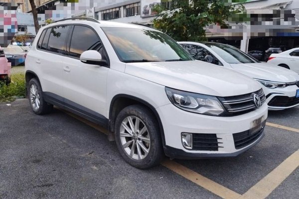 Volkswagen Tiguan 2017, 72100 км, за 10010 USD