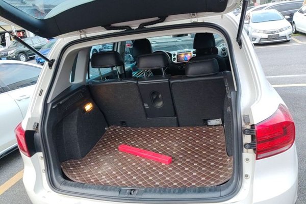 Volkswagen Tiguan 2017, 72100 км, за 10010 USD - фото 22
