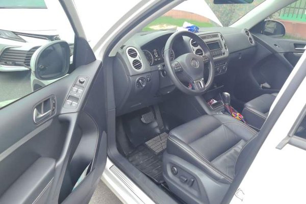 Volkswagen Tiguan 2017, 75200 км, за 7805 USD - фото 16