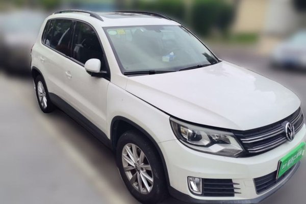 Volkswagen Tiguan 2017, 75200 км, за 7805 USD