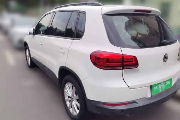 Volkswagen Tiguan 2017, 75200 км, за 7805 USD