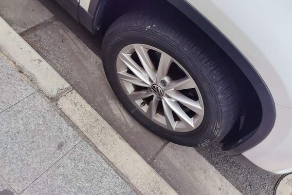 Volkswagen Tiguan 2017, 75200 км, за 7805 USD - фото 8