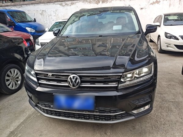 Volkswagen Tiguan 2017, 129400 км, за 10821 USD