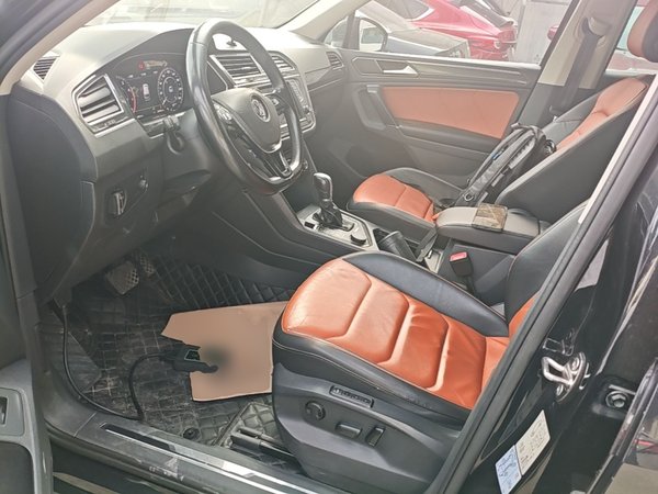 Volkswagen Tiguan 2017, 129400 км, за 10821 USD - фото 18