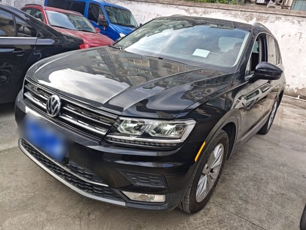Volkswagen Tiguan · 2017 год