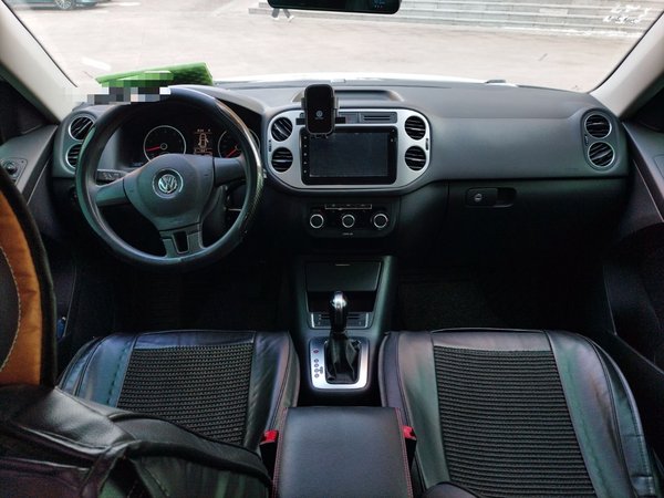 Volkswagen Tiguan L 2016, 65500 км, за 7548 USD - фото 10