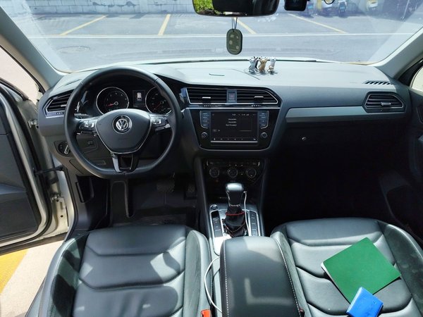 Volkswagen Tiguan L 2017, 62900 км, за 11441 USD - фото 10