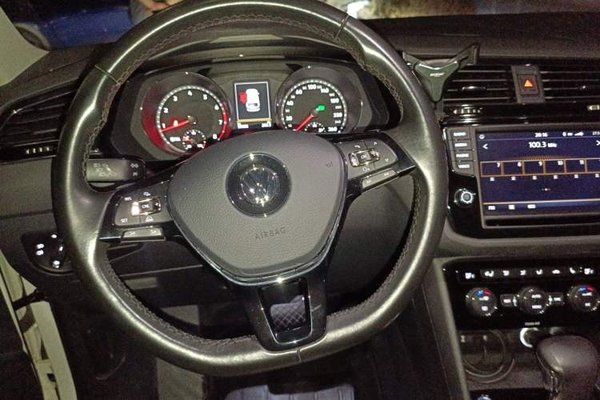 Volkswagen Tiguan L 2017, 59000 км, за 10703 USD - фото 7