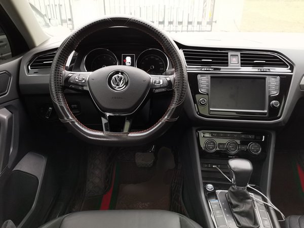 Volkswagen Tiguan L 2018, 36000 км, за 12283 USD - фото 11