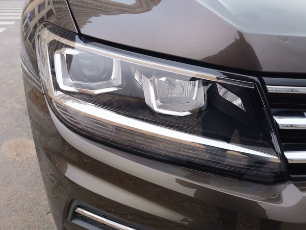Volkswagen Tiguan L 2018, 36000 км, за 12283 USD - фото 7