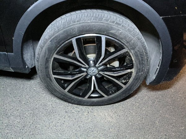Volkswagen Tiguan L 2018, 70300 км, за 12464 USD - фото 8