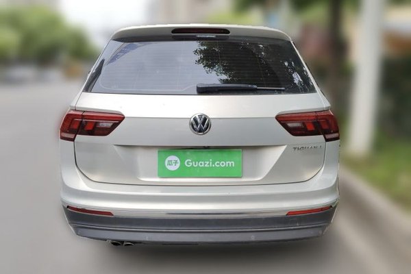 Volkswagen Tiguan L 2018, 171100 км, за 10544 USD - фото 16
