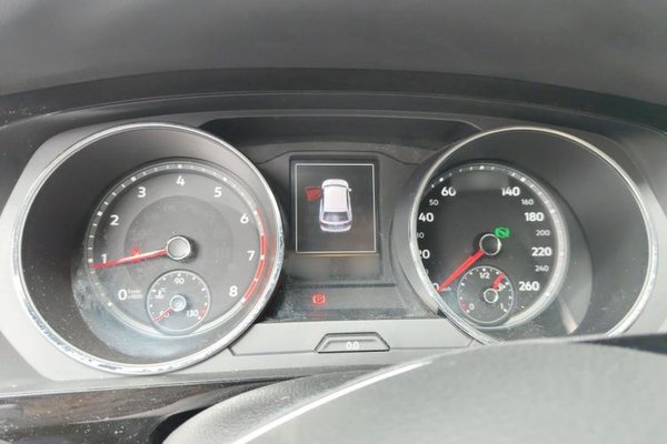 Volkswagen Tiguan L 2018, 171100 км, за 10544 USD