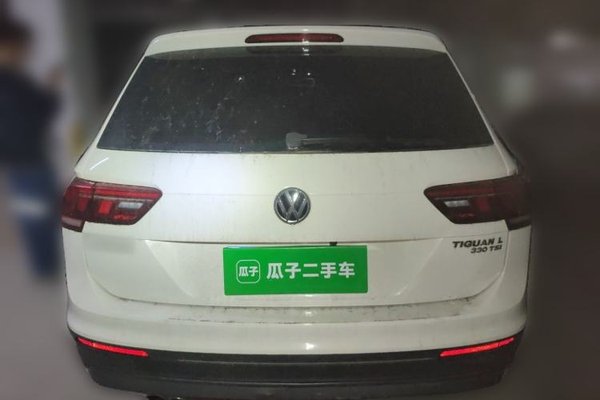 Volkswagen Tiguan L 2018, 101700 км, за 10869 USD - фото 10