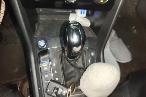 Volkswagen Tiguan L 2018, 101700 км, за 10869 USD - фото 18
