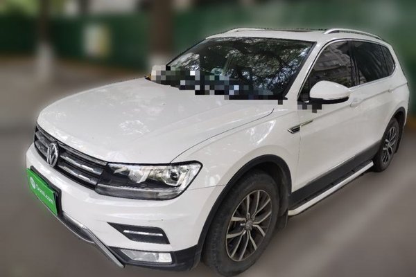 Volkswagen Tiguan L · 2018 год