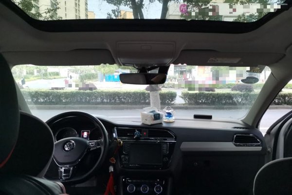 Volkswagen Tiguan L 2018, 114200 км, за 9576 USD - фото 19
