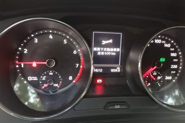 Volkswagen Tiguan L 2018, 114200 км, за 9576 USD - фото 12