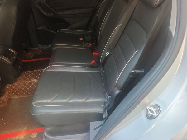 Volkswagen Tiguan L 2019, 75800 км, за 13978 USD