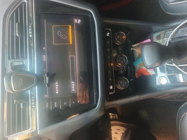 Volkswagen Tiguan L 2019, 75800 км, за 13978 USD - фото 17