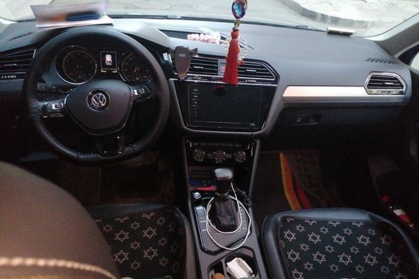 Volkswagen Tiguan L 2019, 50500 км, за 13520 USD - фото 9