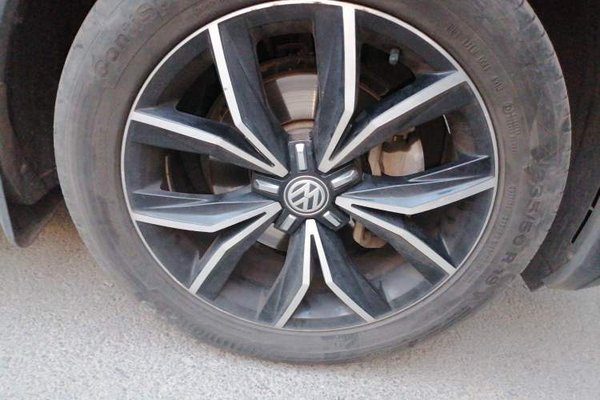 Volkswagen Tiguan L 2019, 50500 км, за 13520 USD - фото 8