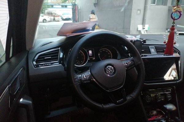 Volkswagen Tiguan L 2019, 50500 км, за 13520 USD - фото 10