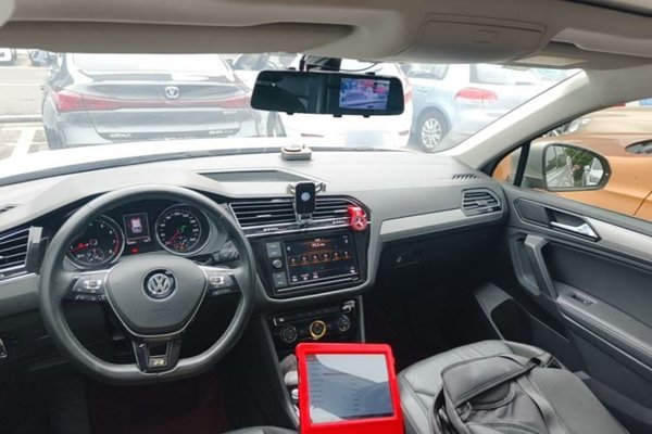 Volkswagen Tiguan L 2019, 105100 км, за 13321 USD - фото 13