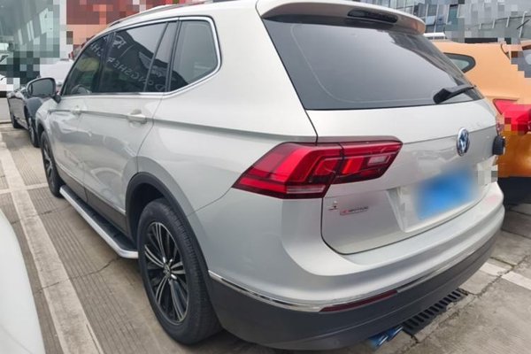 Volkswagen Tiguan L 2019, 105100 км, за 13321 USD