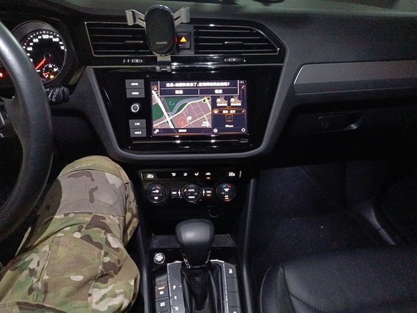 Volkswagen Tiguan L 2019, 38700 км, за 14725 USD - фото 12