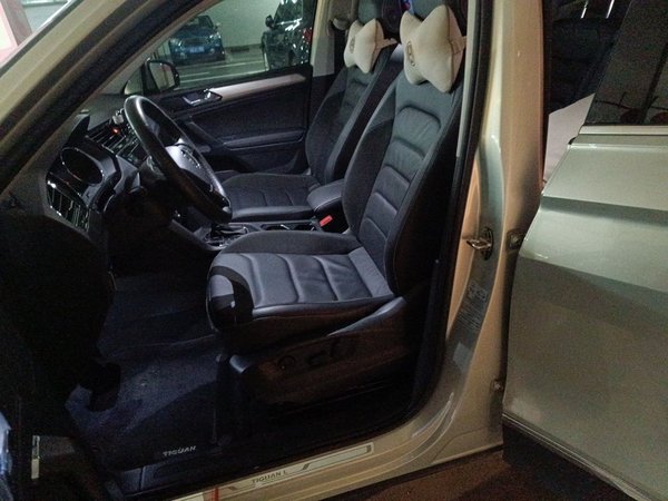 Volkswagen Tiguan L 2019, 38700 км, за 14725 USD - фото 14