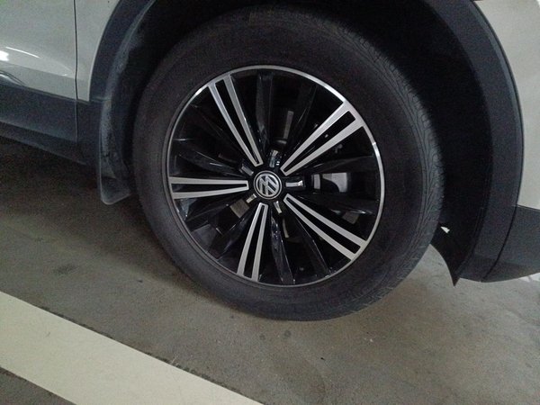 Volkswagen Tiguan L 2019, 38700 км, за 14725 USD - фото 8