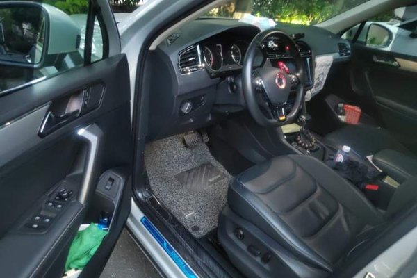 Volkswagen Tiguan L 2019, 49000 км, за 11978 USD - фото 16
